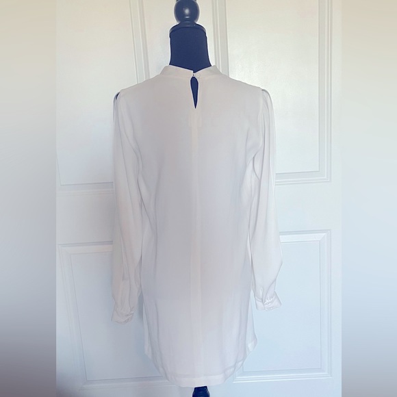 BCBG Irena Dress in Medium - Picture 5 of 6